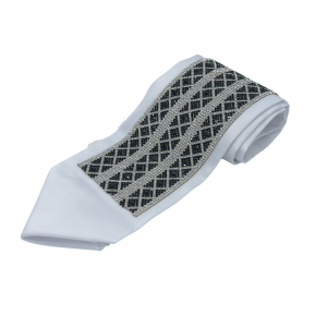 Black and silver triangle design atarah